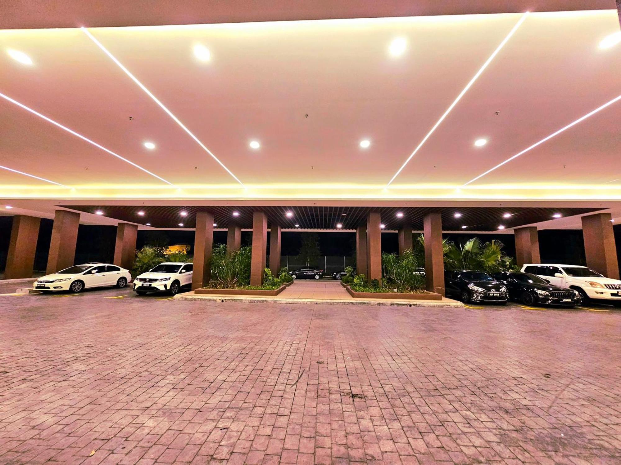 Bali Residence Waterpark Executive Suites Melaka By Ggm Екстериор снимка