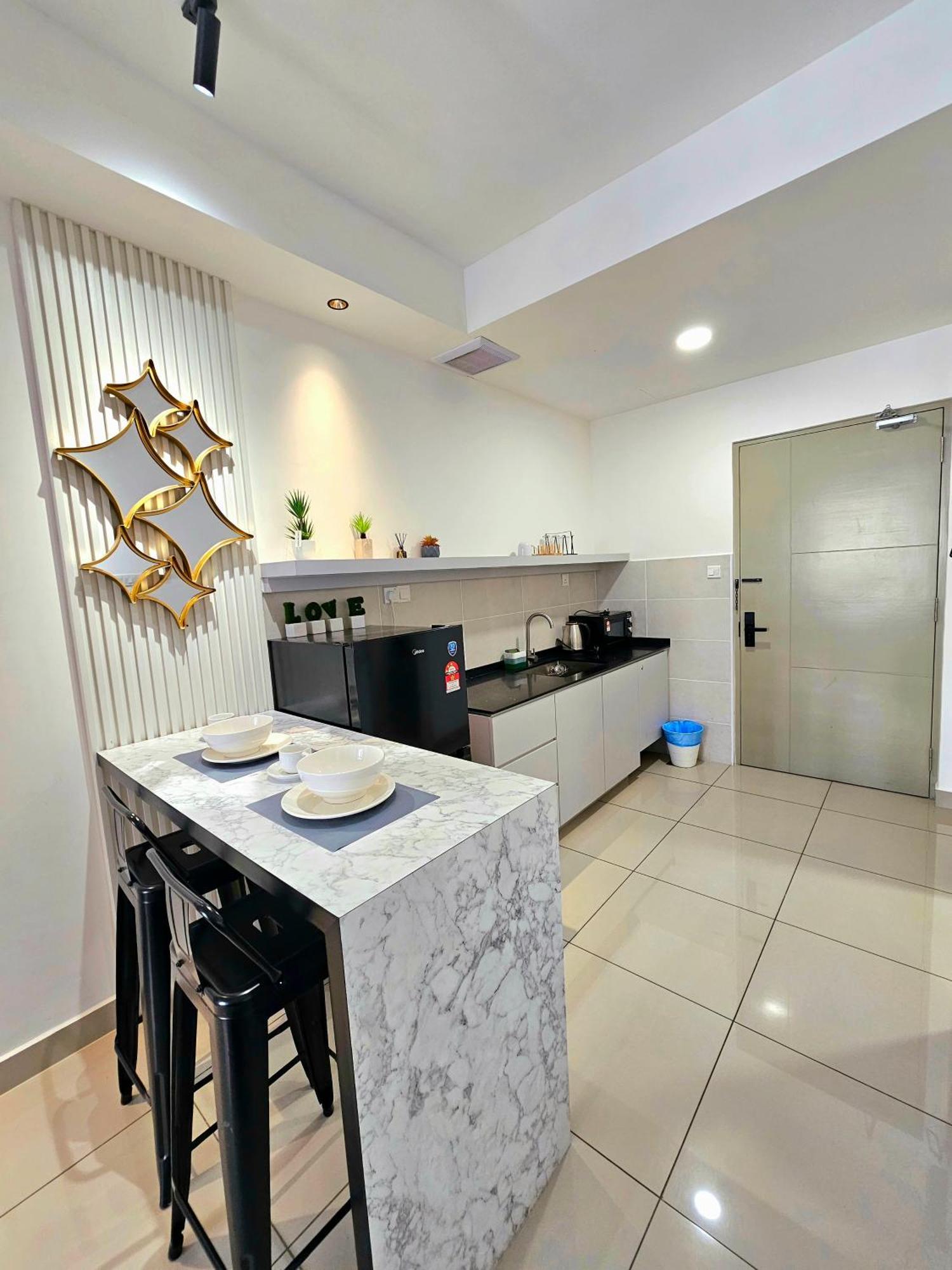 Bali Residence Waterpark Executive Suites Melaka By Ggm Екстериор снимка